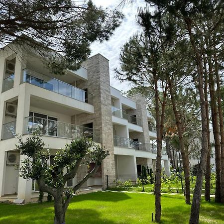 Eme Apartments - Kompleksi San Pietro, Gjiri I Lalzit ดูร์เรส ภายนอก รูปภาพ