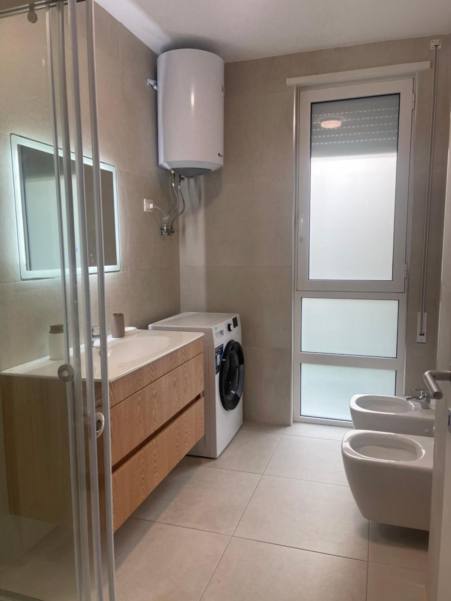Eme Apartments - Kompleksi San Pietro, Gjiri I Lalzit ดูร์เรส ภายนอก รูปภาพ
