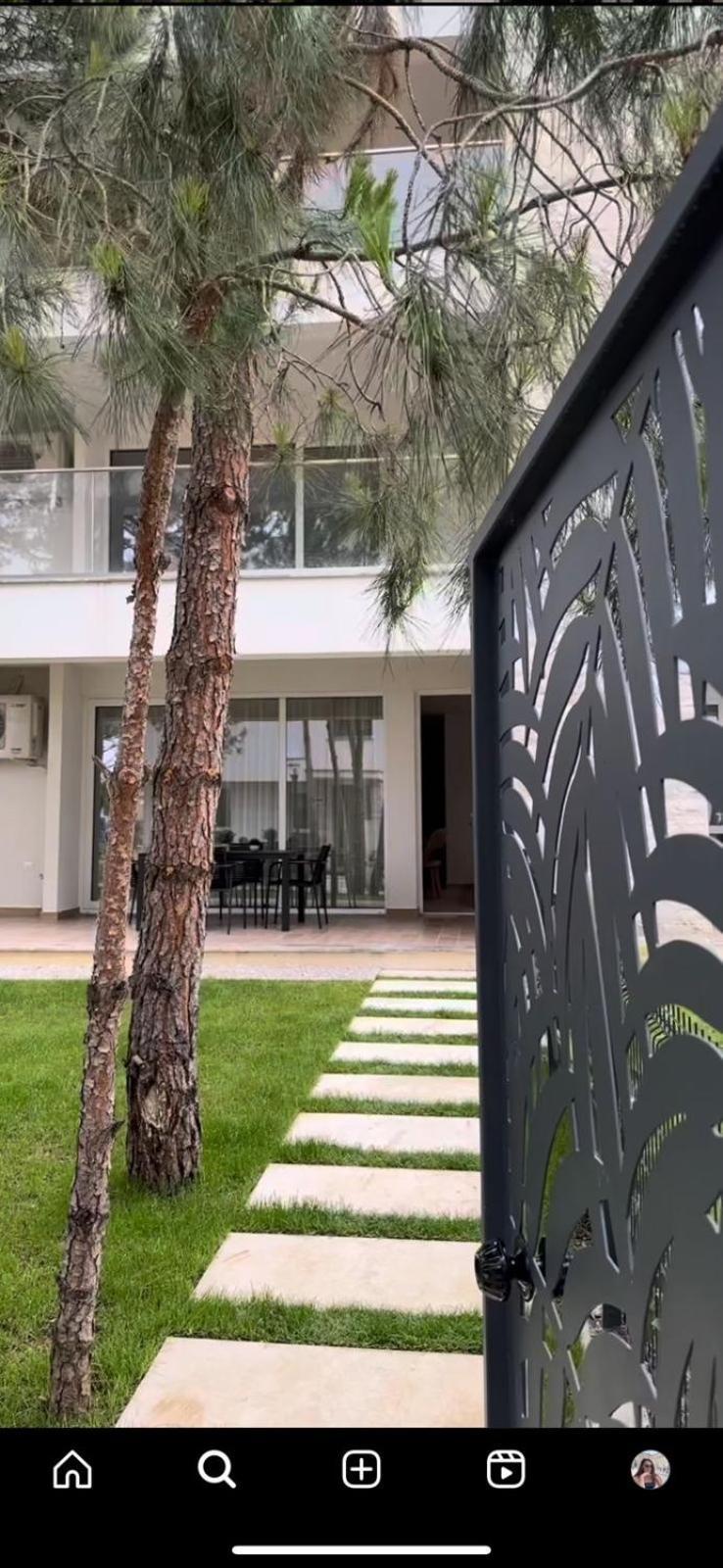 Eme Apartments - Kompleksi San Pietro, Gjiri I Lalzit ดูร์เรส ภายนอก รูปภาพ