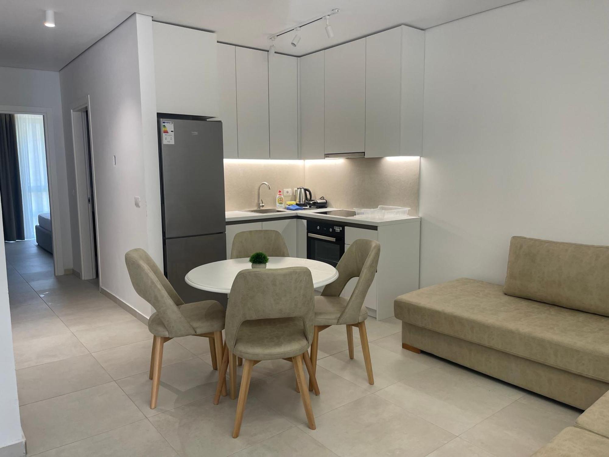 Eme Apartments - Kompleksi San Pietro, Gjiri I Lalzit ดูร์เรส ภายนอก รูปภาพ