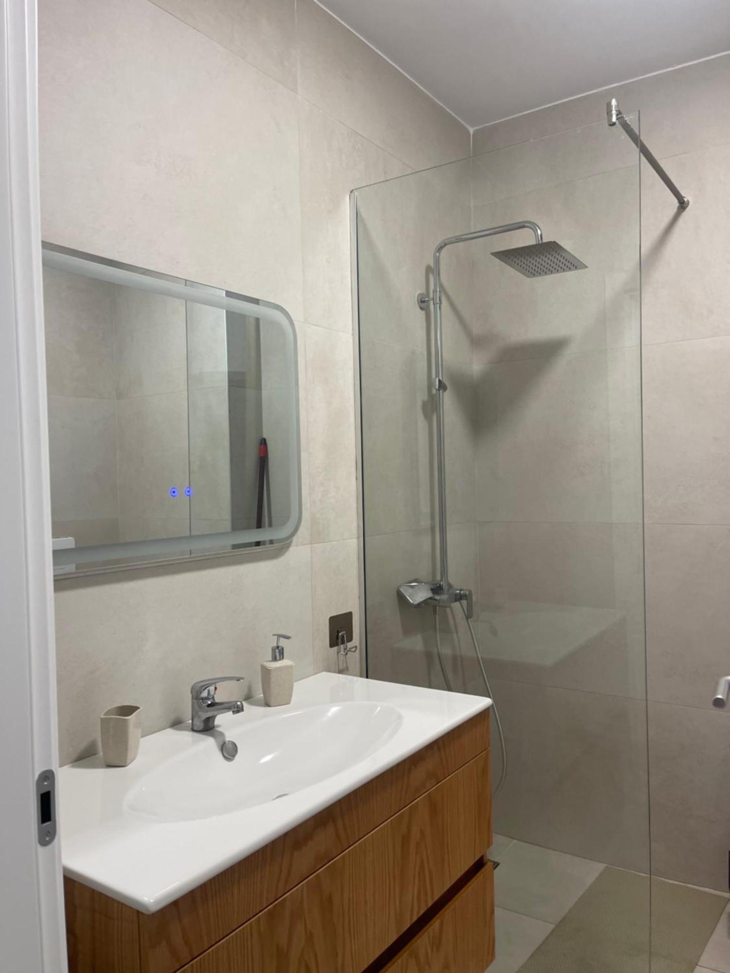 Eme Apartments - Kompleksi San Pietro, Gjiri I Lalzit ดูร์เรส ภายนอก รูปภาพ